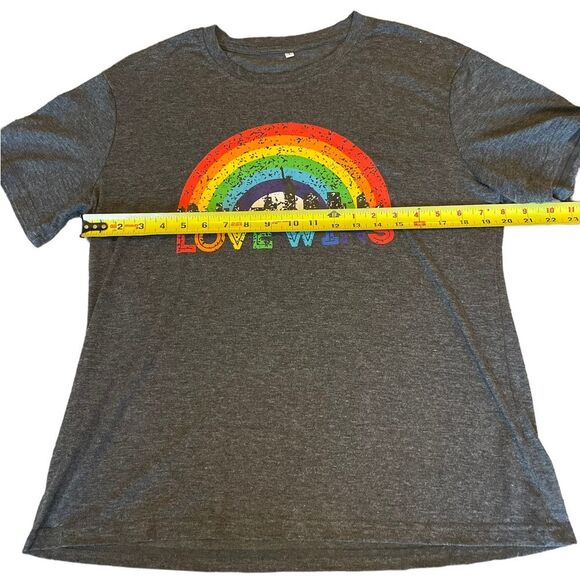 Love Wins Womens Rainbow Pride LGBTQ Tee Shirt Size Large - Picture 8 of 8